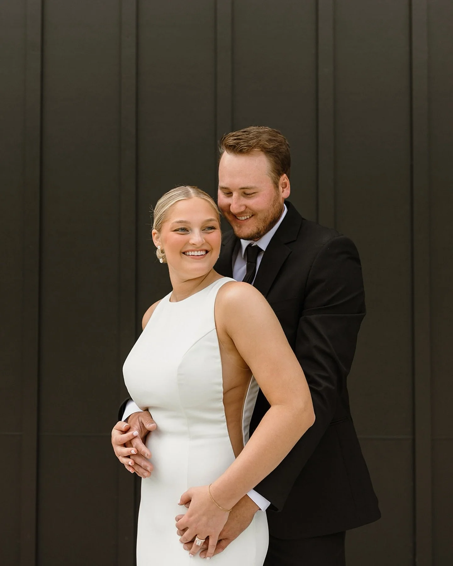 Can&rsquo;t tell you how much I love weddings 🥹 🤍
Congrats @lindseywalter_ and @jaredwalterrr who were married a few weeks ago at the beautiful @whiteandsable 

@whiteandsable 
@nicolethebridekick 
@joshuaberwalddj 
@marnascatering

#minneapoliswed