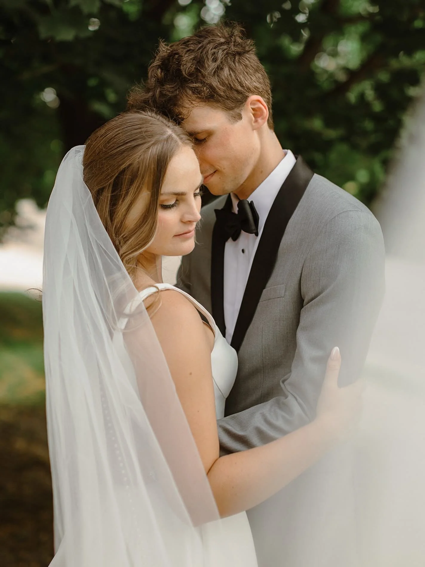 Wrapped up the busy 25 week long (nearly) nonstop wedding season last weekend! Time to reminisce! And edit my little heart out ❤️ so much to share from this year I can’t even
#minneapolisweddingphotographer #minneapoliswedding #minneapoliswedd