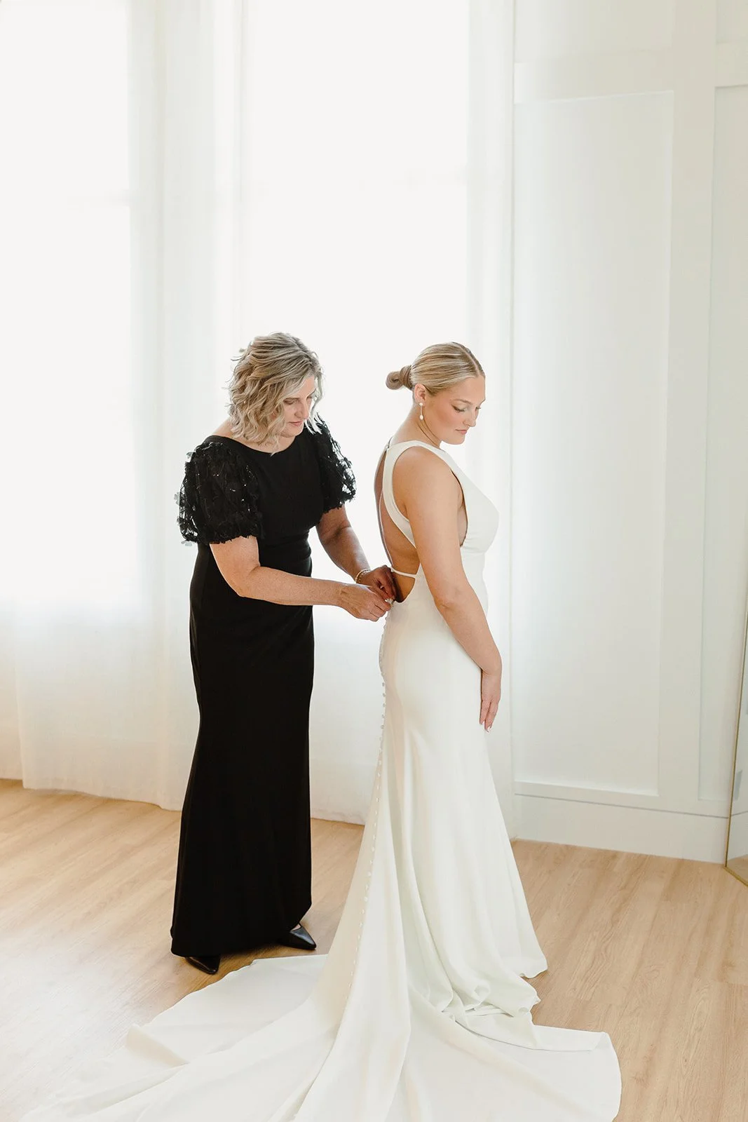 White-&-Sable-Wedding-L+J8.jpg