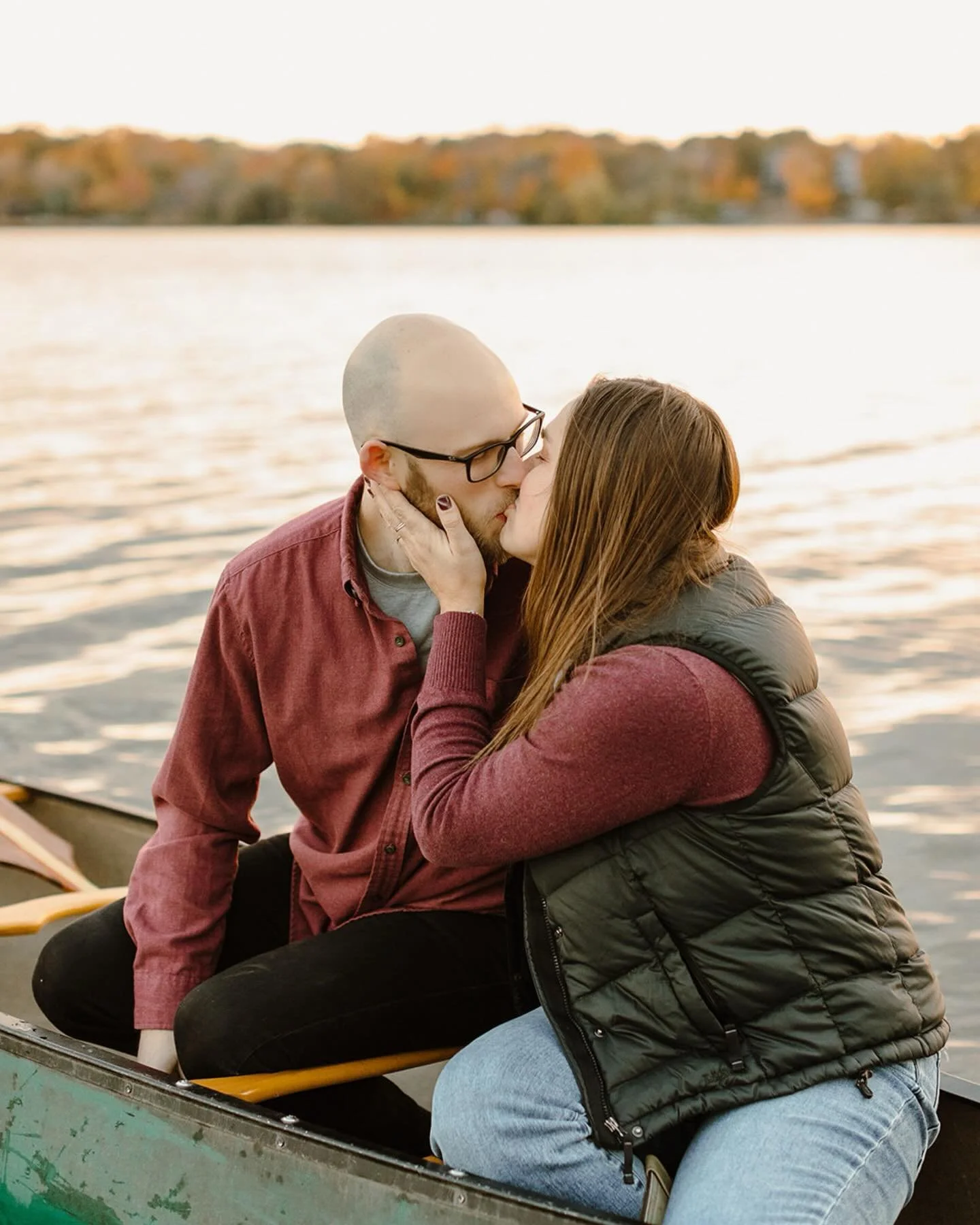 So excited for E&amp;R&rsquo;s wedding this weekend! We had a really fun time on the water during their engagement session. Thanks for appeasing me and sitting really incorrectly in a canoe 😆 

Minneapolis engagement photographer 
@erika.storvick