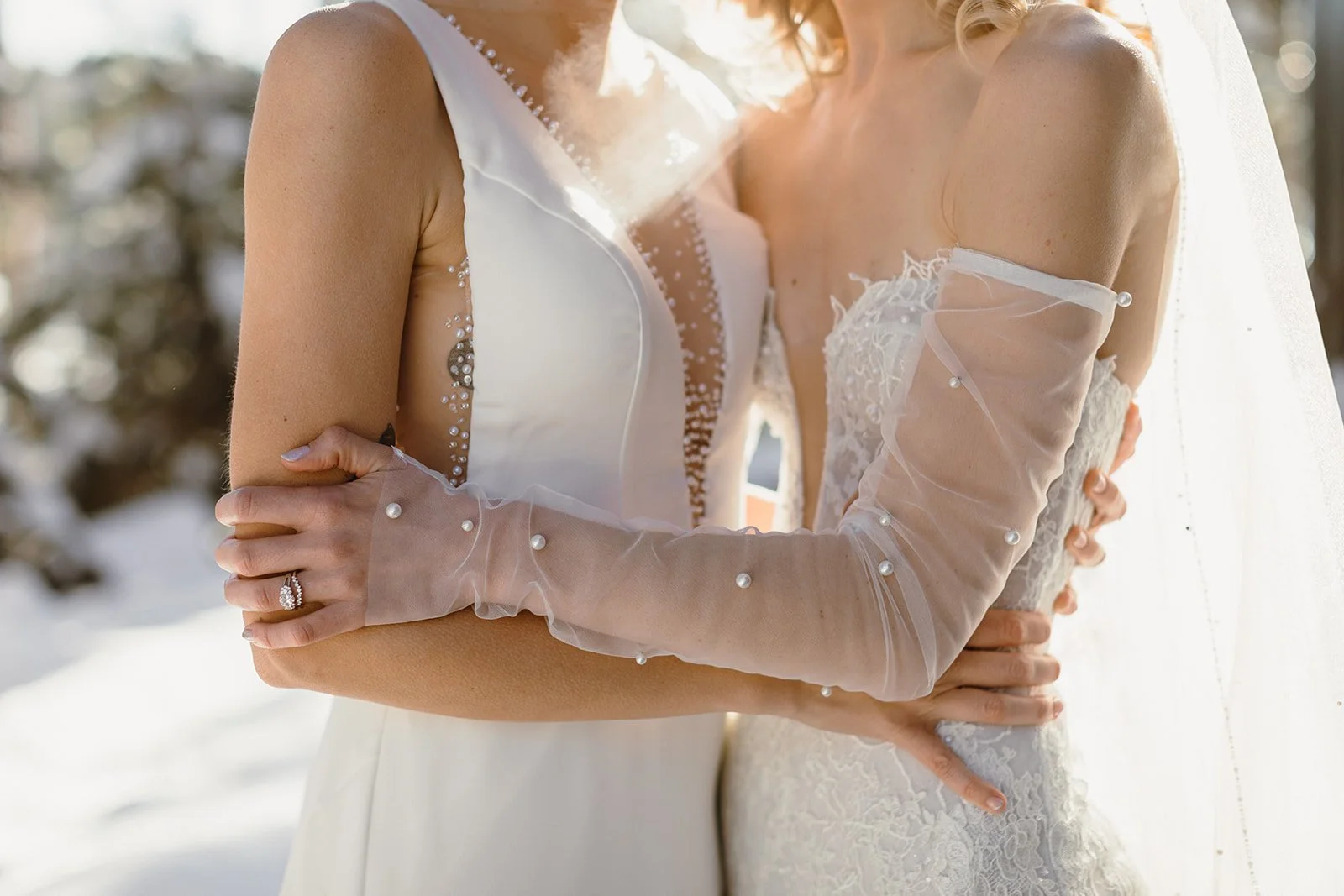 Emma+Jenna-Wedding-Preview-21.jpg