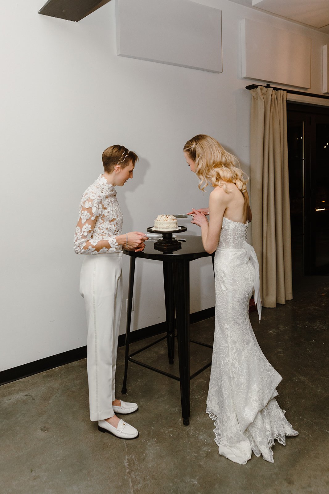 Emma+Jenna-Wedding-Preview-99.jpg