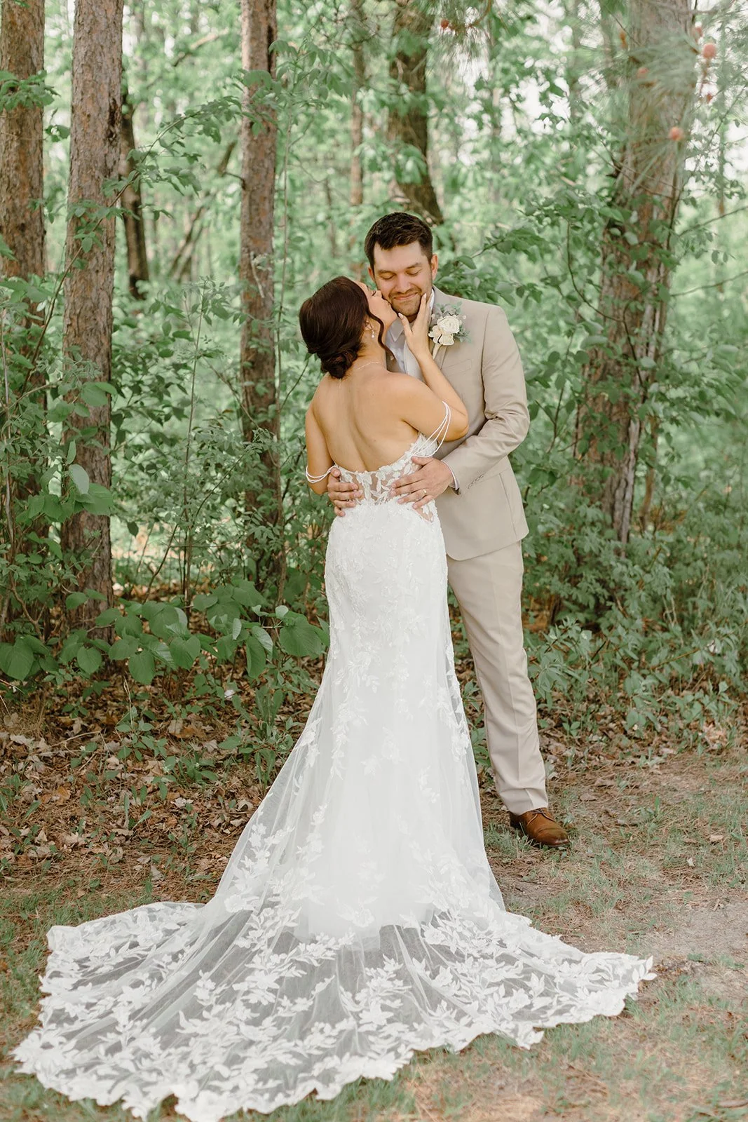 A+A-Little-Lazy-Lodge-Wedding-Highlights-18.jpg