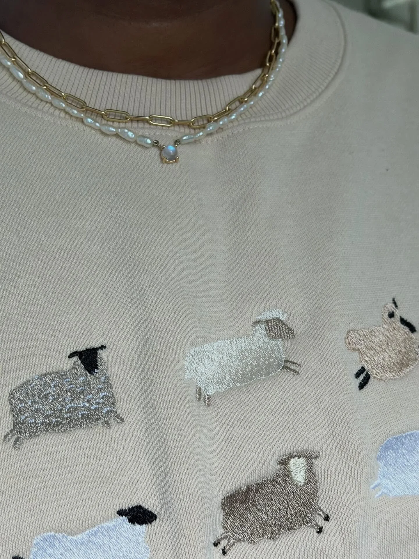 As you diligently commit to life and good works, the special moments feel so priceless. Focus. Keep going. There is always a breakthrough. 
&bull;
&bull;
&bull;
#charltonandlola #finejeweler #finejewelrydesign