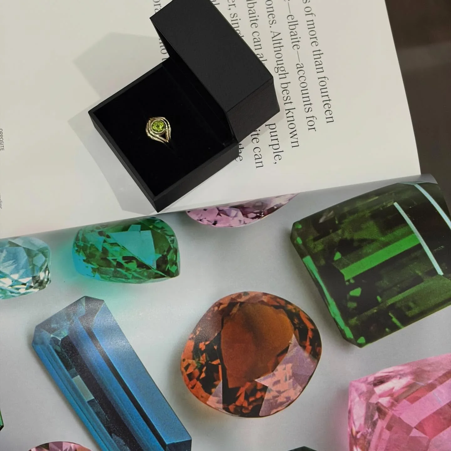 Closing out a year shaped by fine craftsmanship, unique designs, special gemstones, and thoughtful work. Thank you 2025. Onward.
&bull;
&bull;
&bull;
#charltonandlola #finejeweler #finejewelrydesign #newyearseve