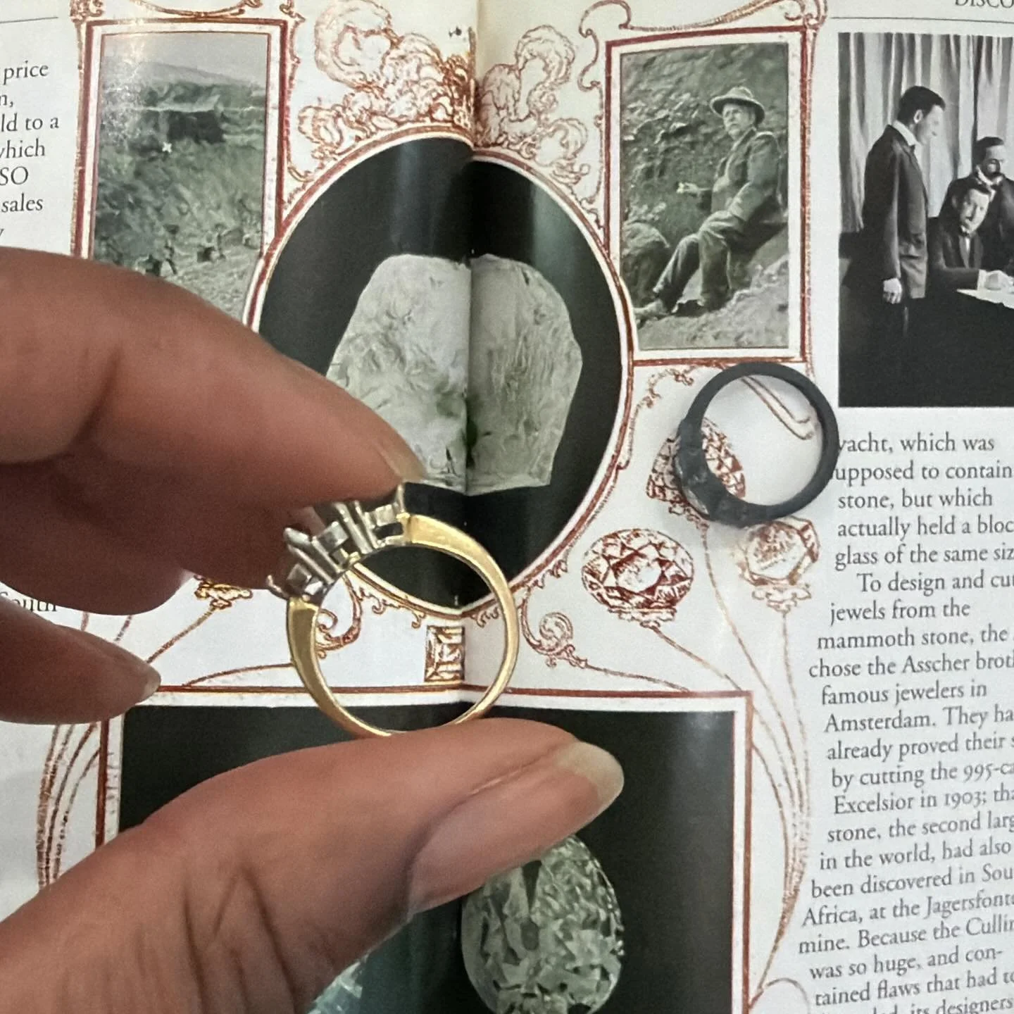 Ah the stories we hold in fine jewelry. The ability to grow and evolve. 
&bull;
&bull;
&bull;
#charltonandlola #finejeweler #finejewelrydesign #transformation