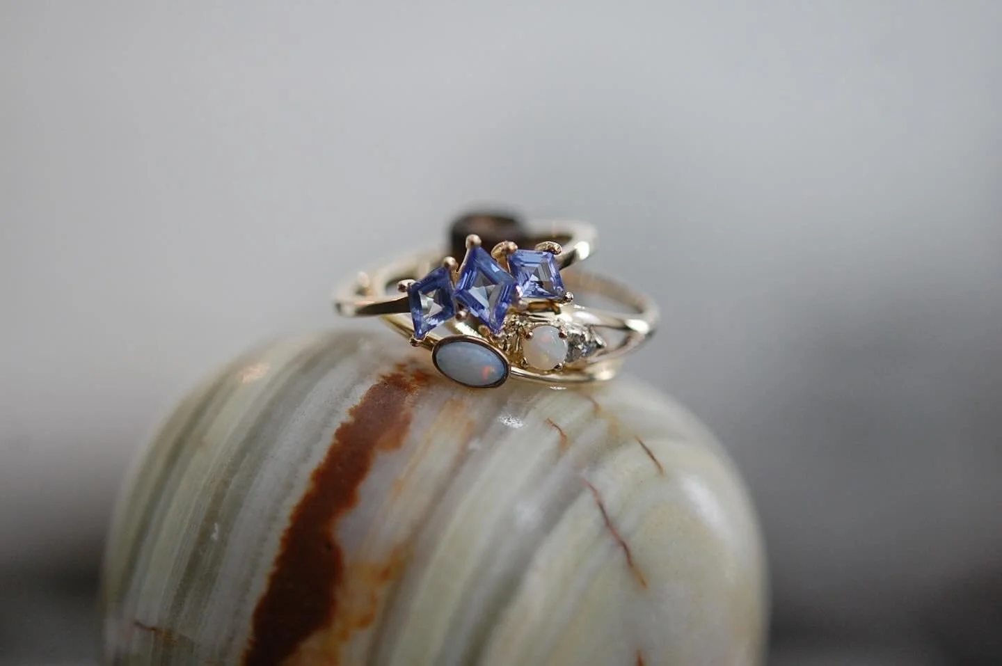 Familial Universe. Elements that lived one life, now begin another. Jewelry worn from grandmother to mother to daughter&hellip;so the story continues, beautifully. 
&bull;
&bull;
&bull;
#charltonandlola #finejeweler #tranformation #newyorkdiamonddist