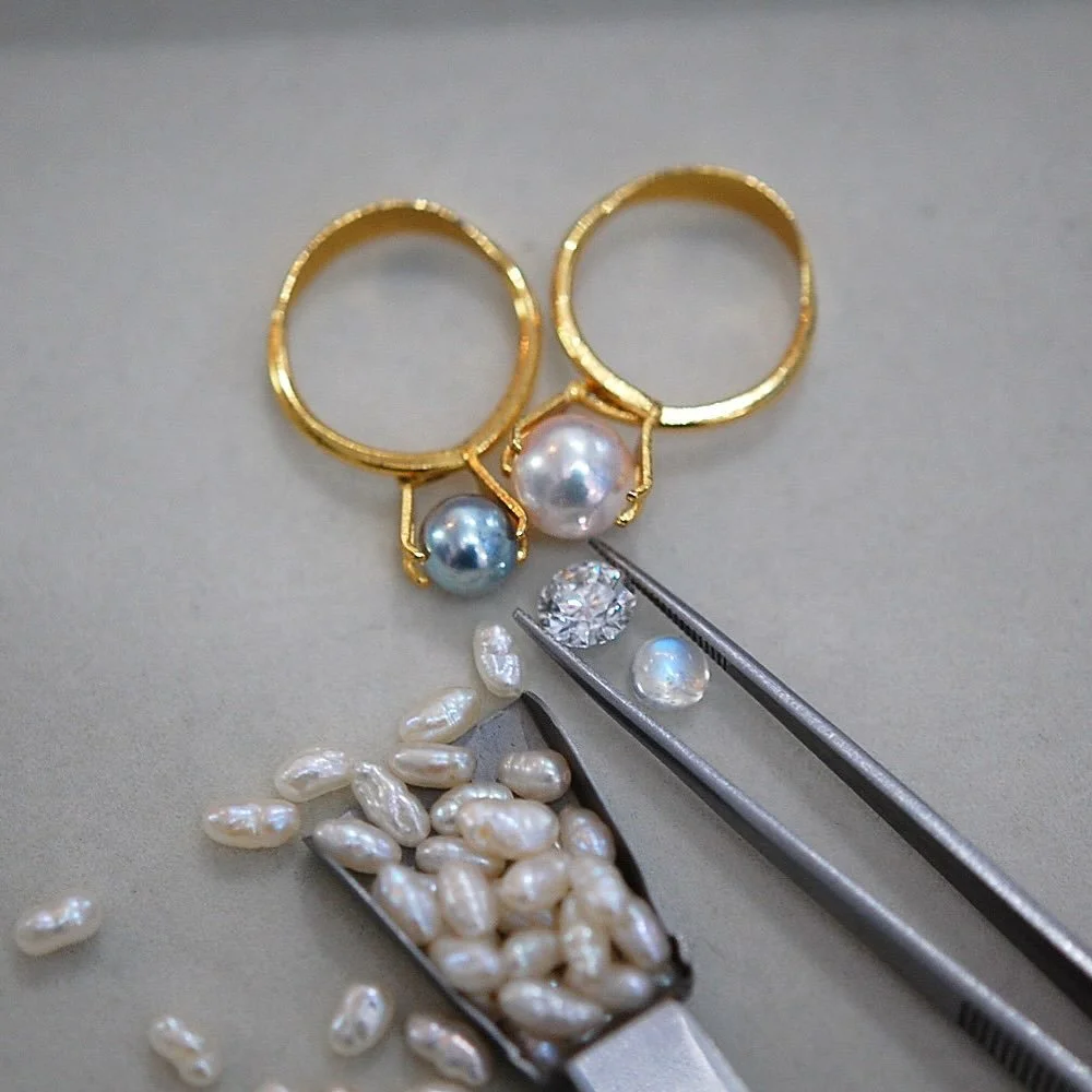 Always in search of nature&rsquo;s wonderful treasures.
For over 10 years, it has been a privilege to craft with some of the world&rsquo;s most beautiful materials. The work continues.
&bull;
&bull;
&bull;
#charltonandlola #finejeweler #finejewelry #