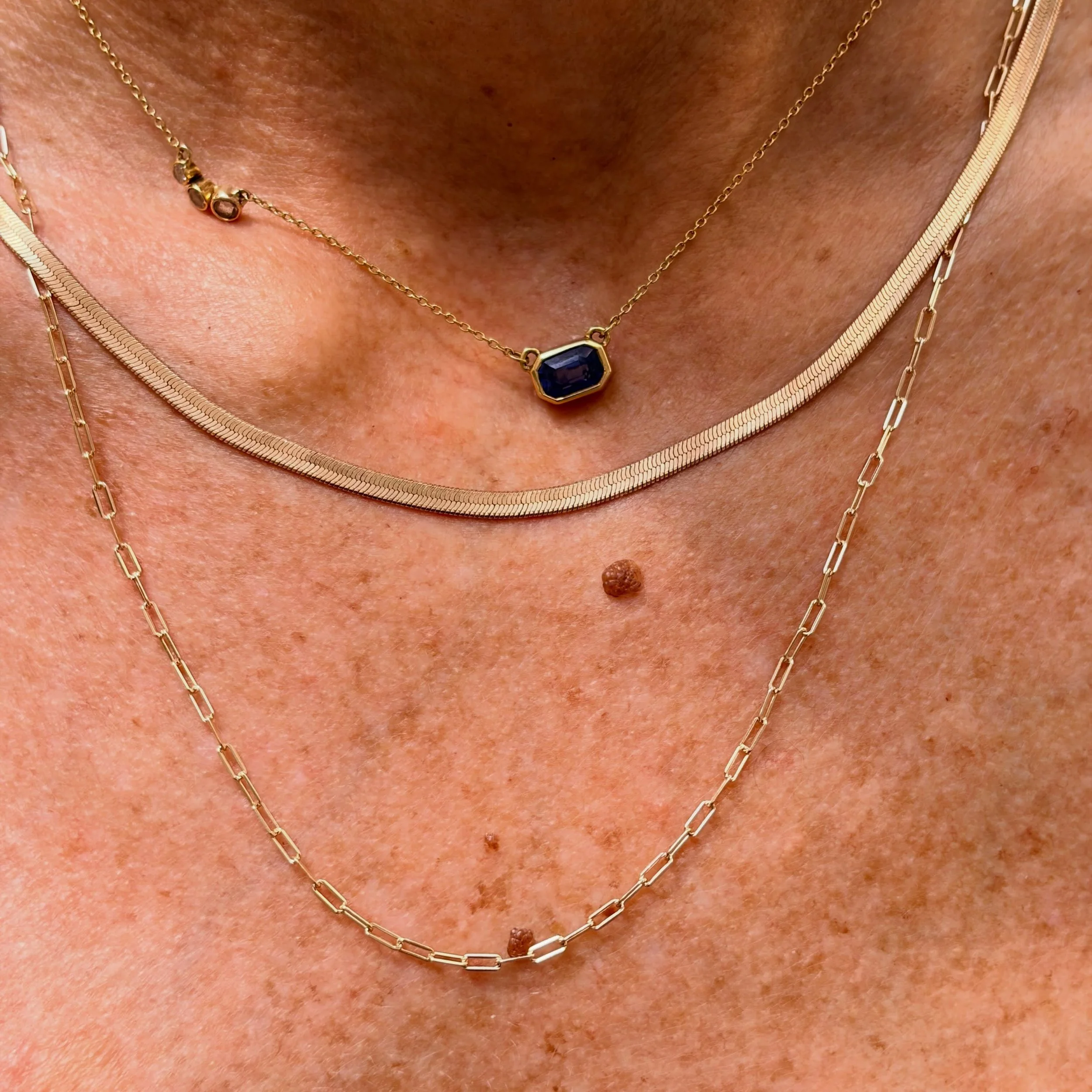 Counting down to sapphire season. In modern history, Princess Diana had the world fall in love with this sensational stone. 💙