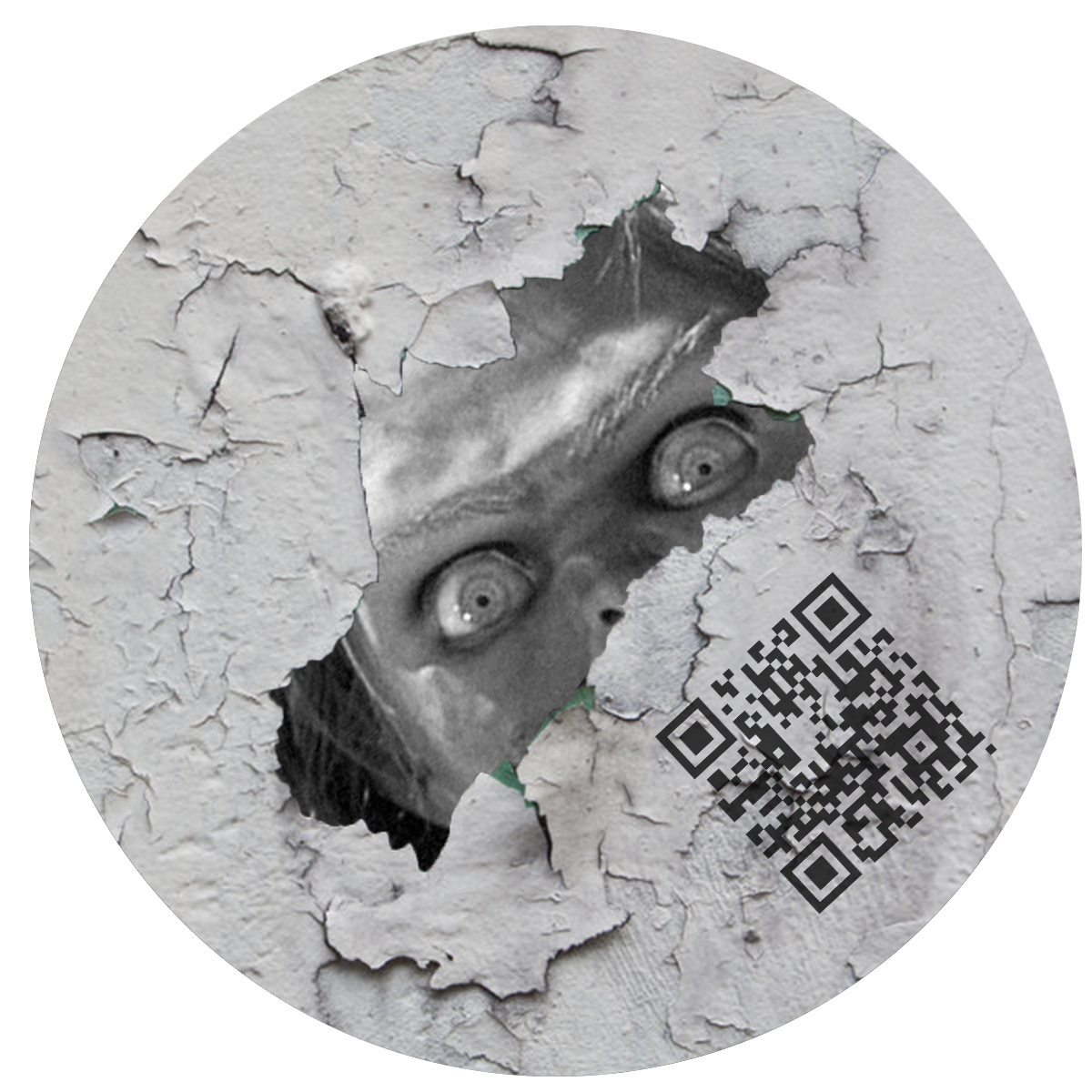 A social campaign calls those in Los Angeles and the surrounding areas to find one of our creepy eyes stickers around town. They can take an Instagram photo with it using #FearFoundMe for a chance to win a free pass.