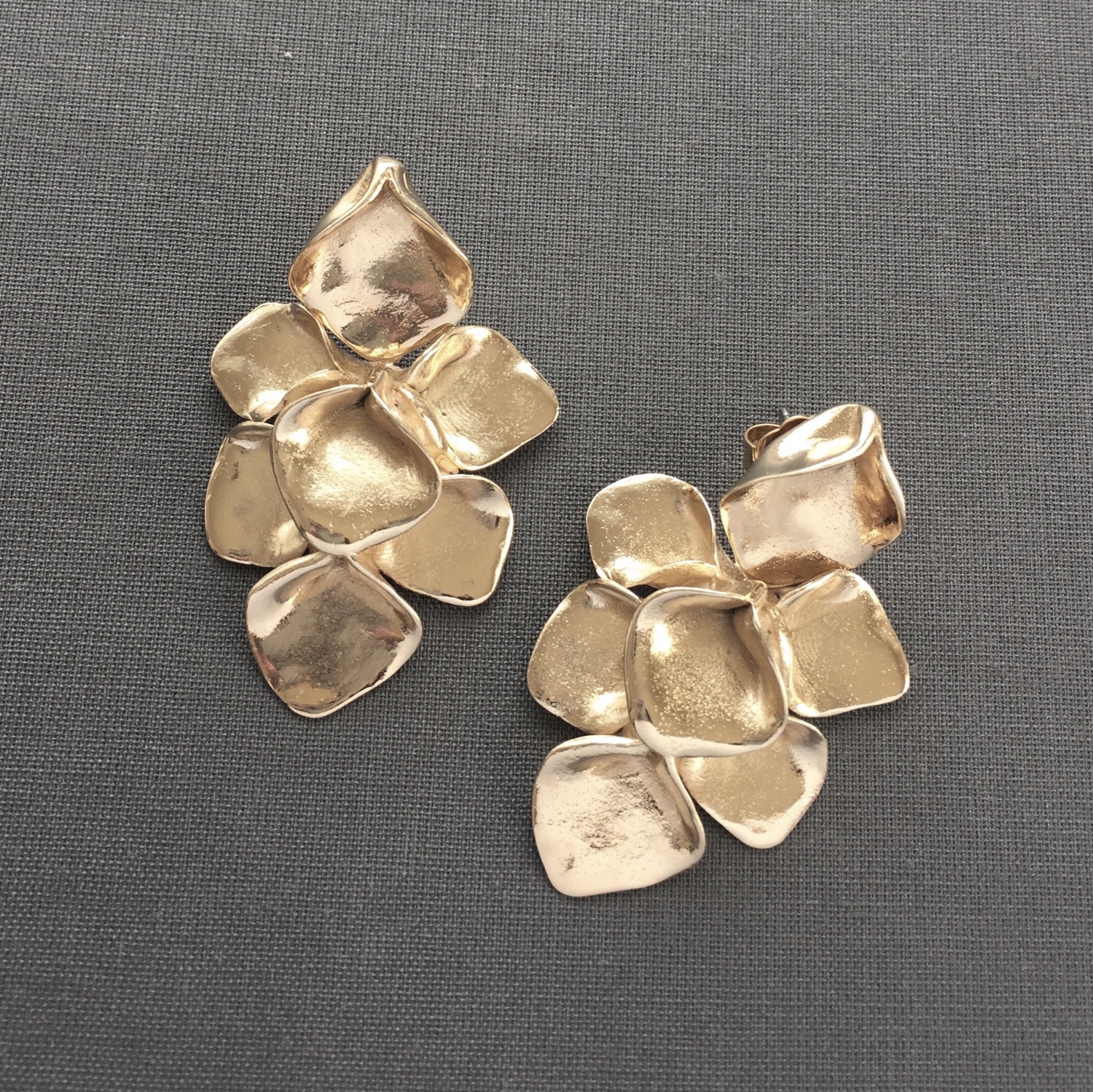 HOLDEN EARRINGS angled view