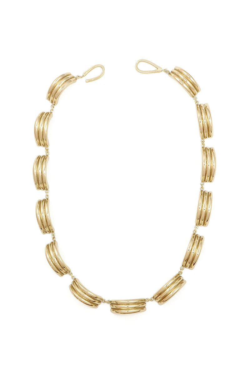 IN MOTION NECKLACE
