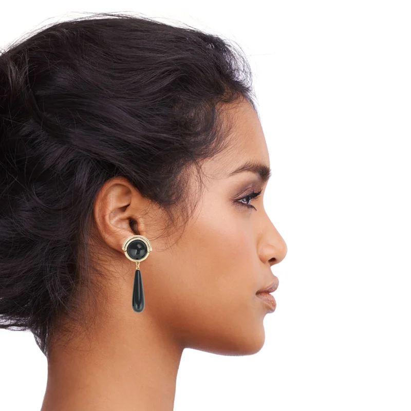 Entwine-GE725_AthensEarrings_BLKONYX_model-Web.jpg