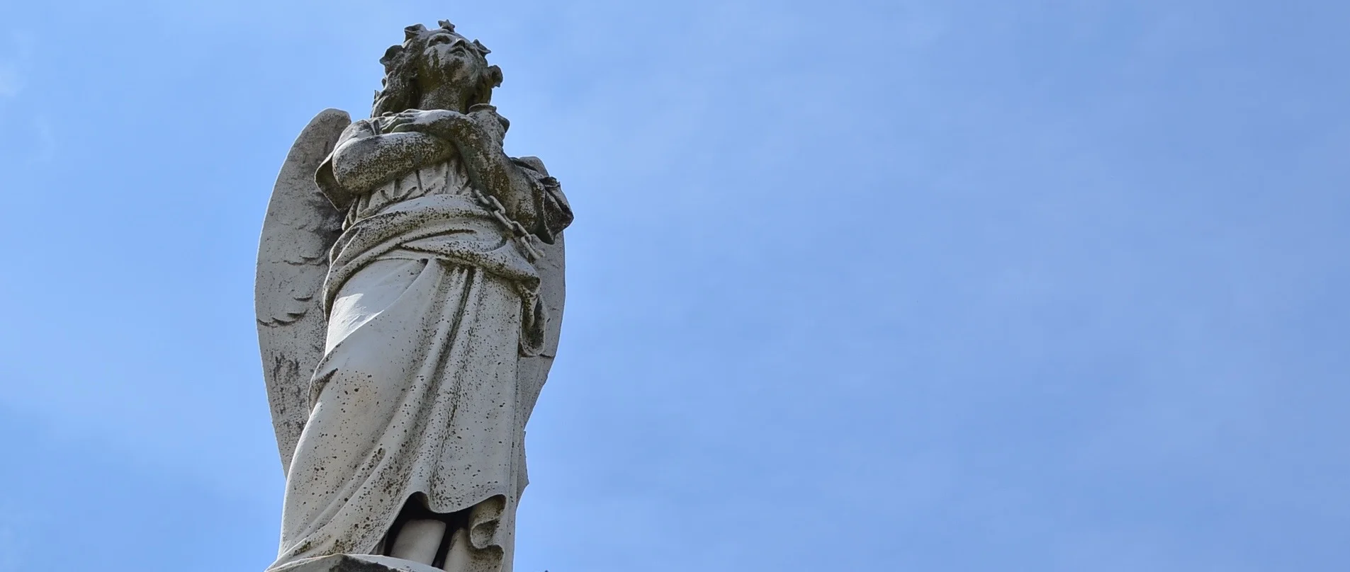 A Story I Remembered This Morning After Finding the Body  Of A Lizard I Ran Over With The Big Can