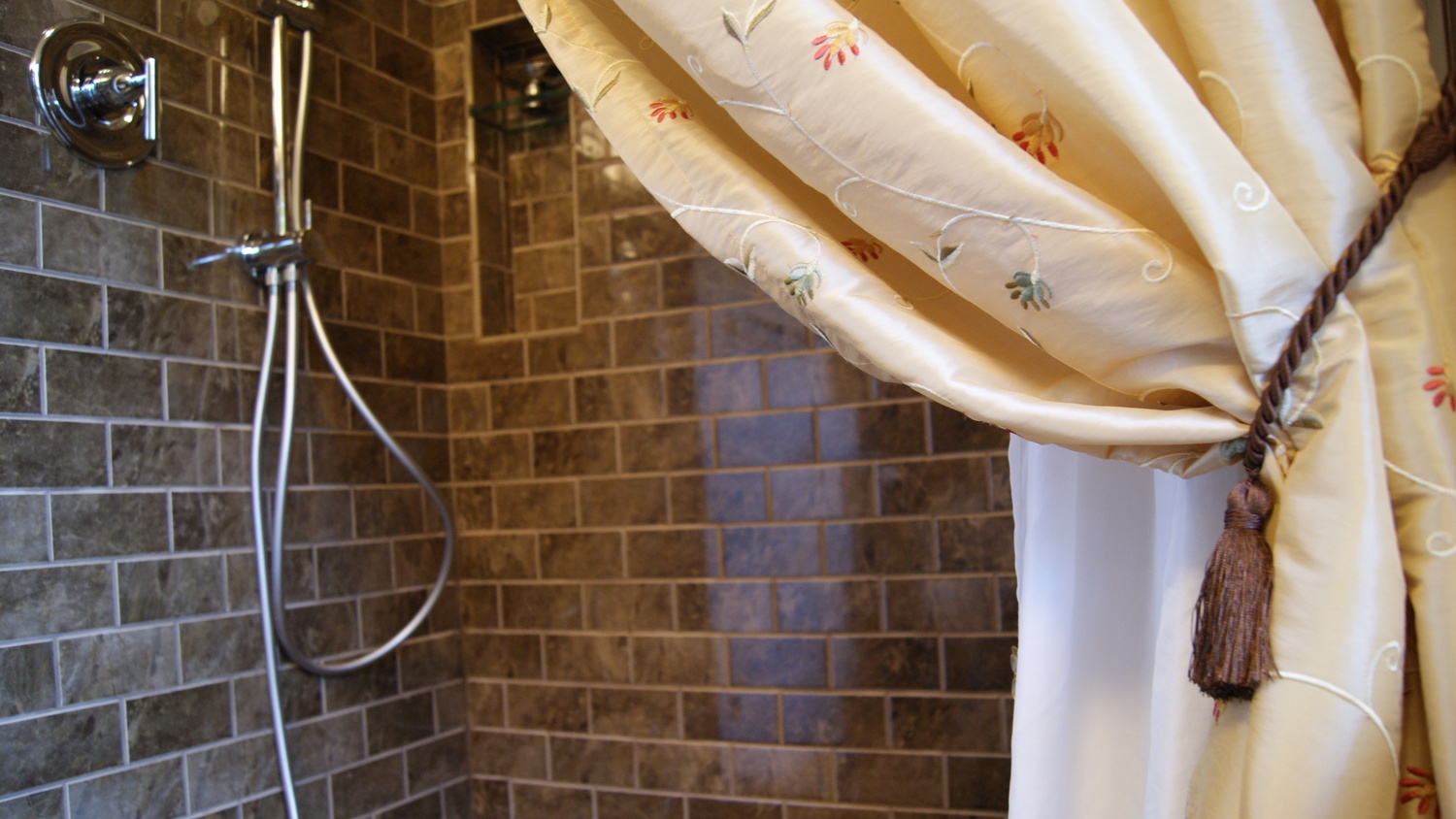 Oversized Rain shower