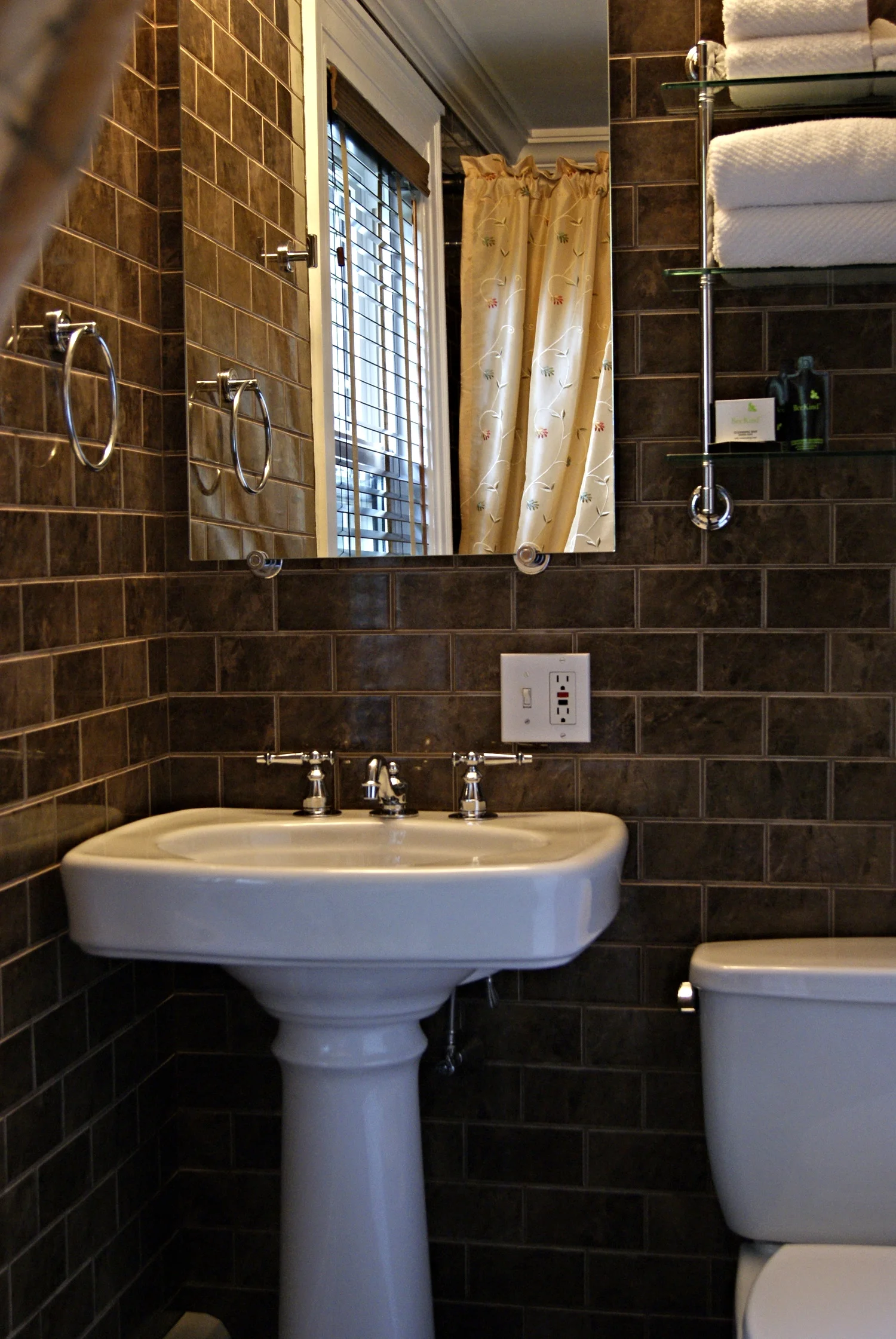 Private En Suite Bathroom