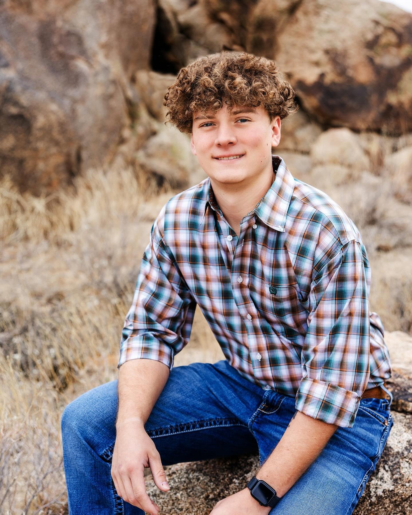 Carson, Class of 2025 🎉 🎓
.
.
.

#erinmcfarlandphotography 
#seniorpictures #classof2024 #phoenixseniorphotographer #scottsdaleseniorportraits 
#senior #graduation #seniorpics #modernsenior #phoenixphotographer #scottsdalephotographer #senioryearma