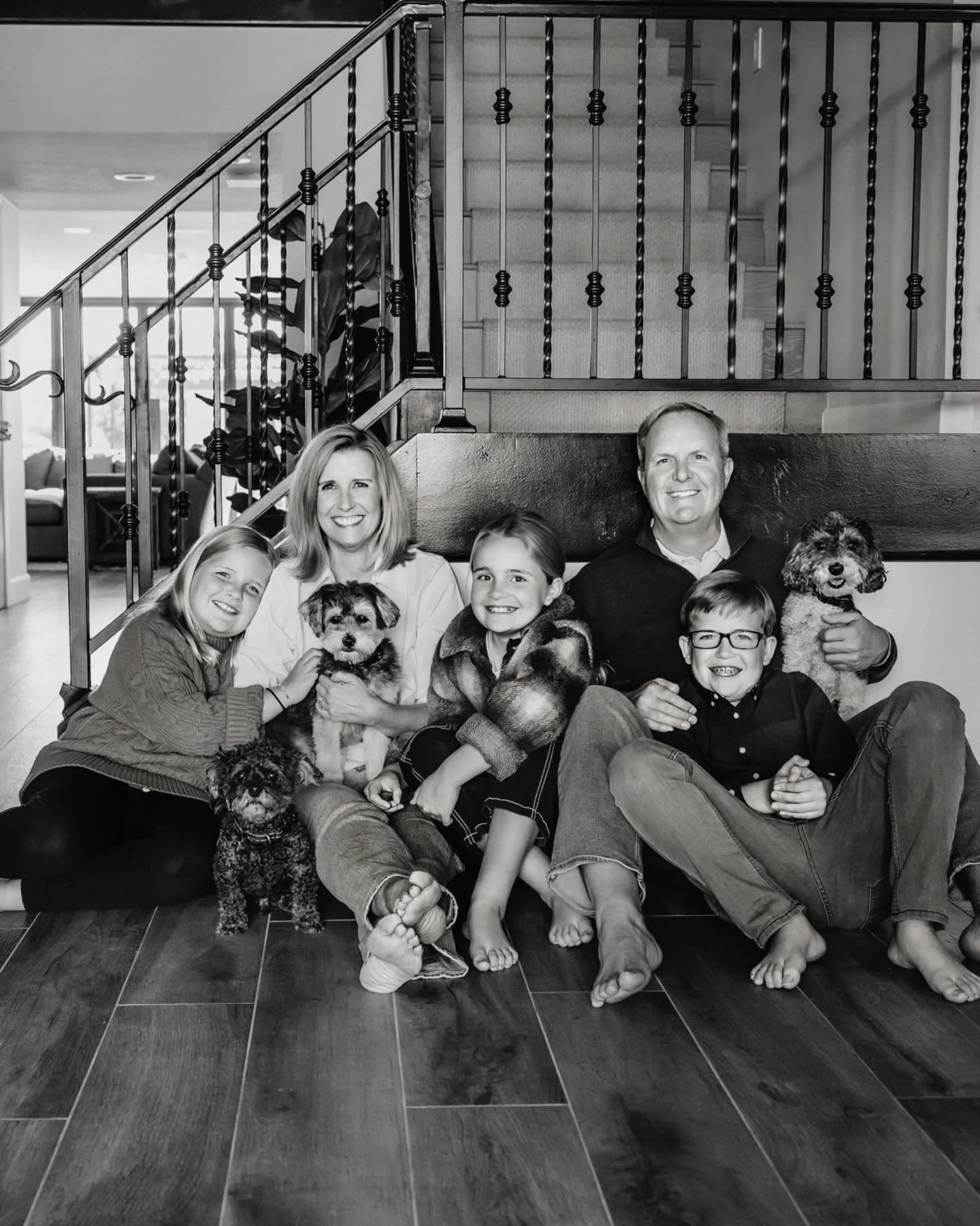 It&rsquo;s been a while since I&rsquo;ve done a session in black and white, so when this momma suggested it for their photos, I was pretty excited.

Each kid got some time in their room getting photographed with their favorite things. Then some snugg