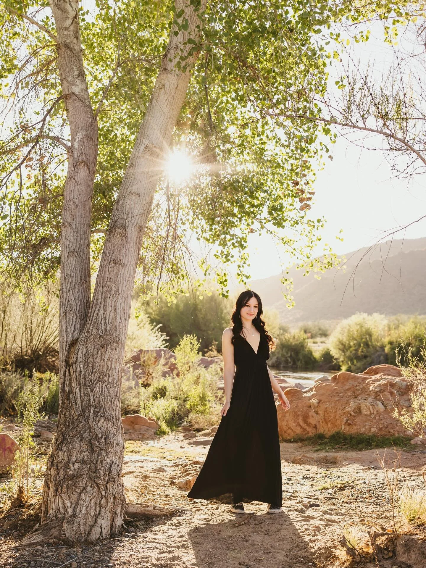 Gabriella, Class of 2026 🎓🎉

#seniorpictures #classof2026 #phoenixseniorphotographer #scottsdaleseniorportraits #napcpseniors