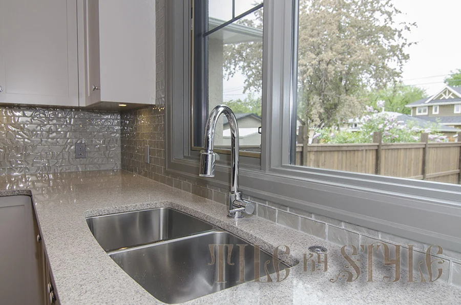 HILLHURST 14221.jpg