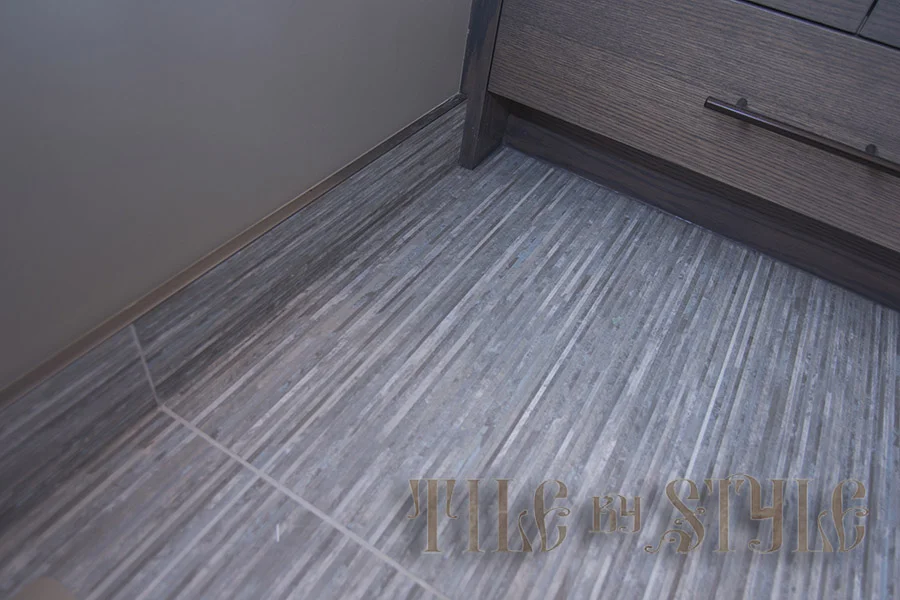 423-21AVE 29061.jpg