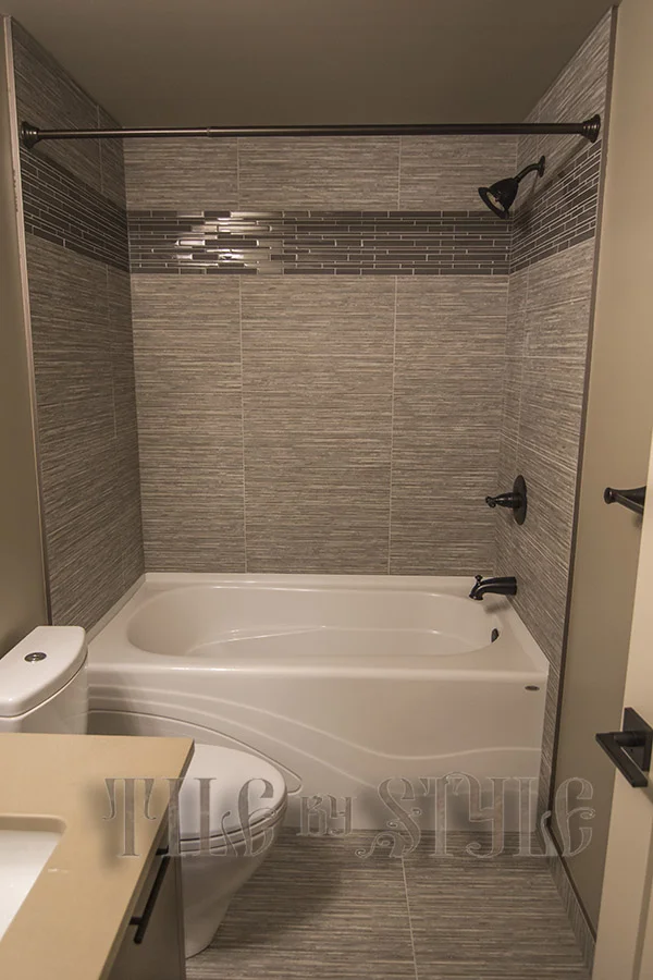 423-21AVE 32064.jpg