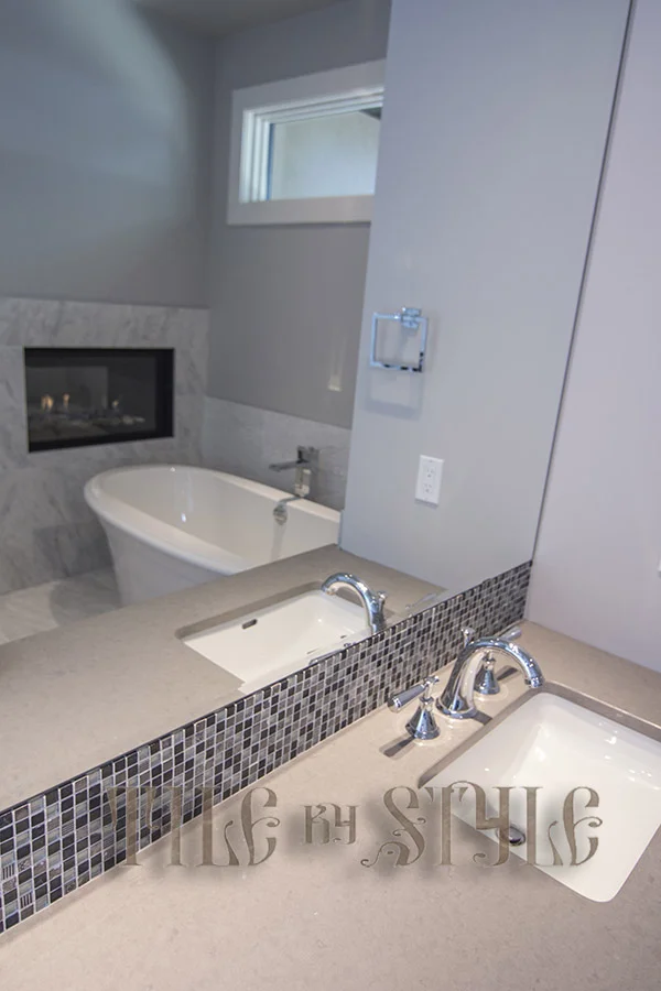425-21AVE 08073.jpg