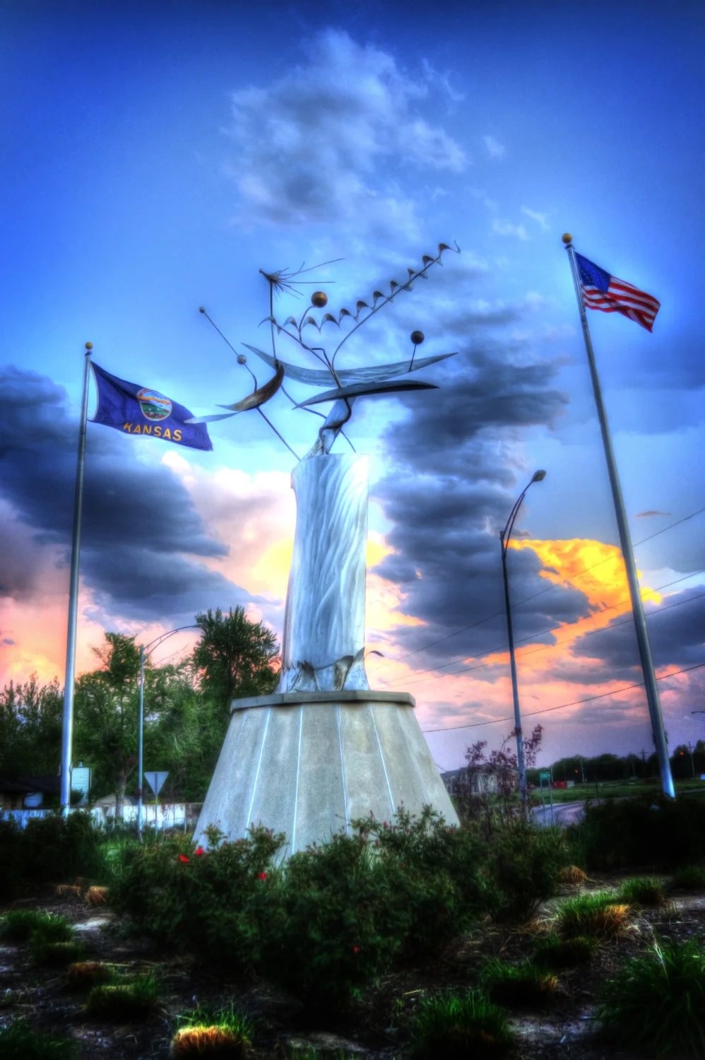 Roundabout Sculpture.jpg