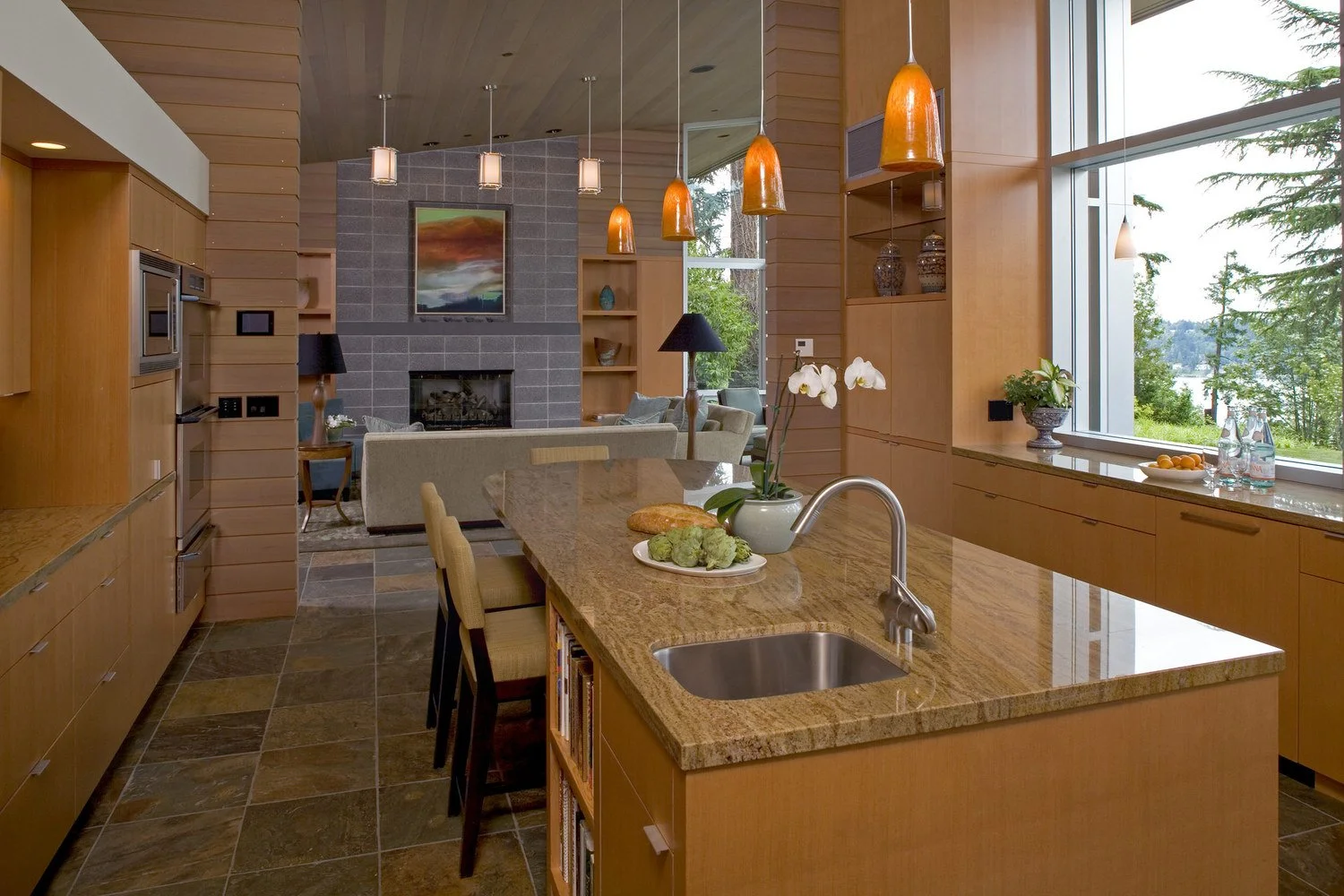 VZH Kitchen.jpg