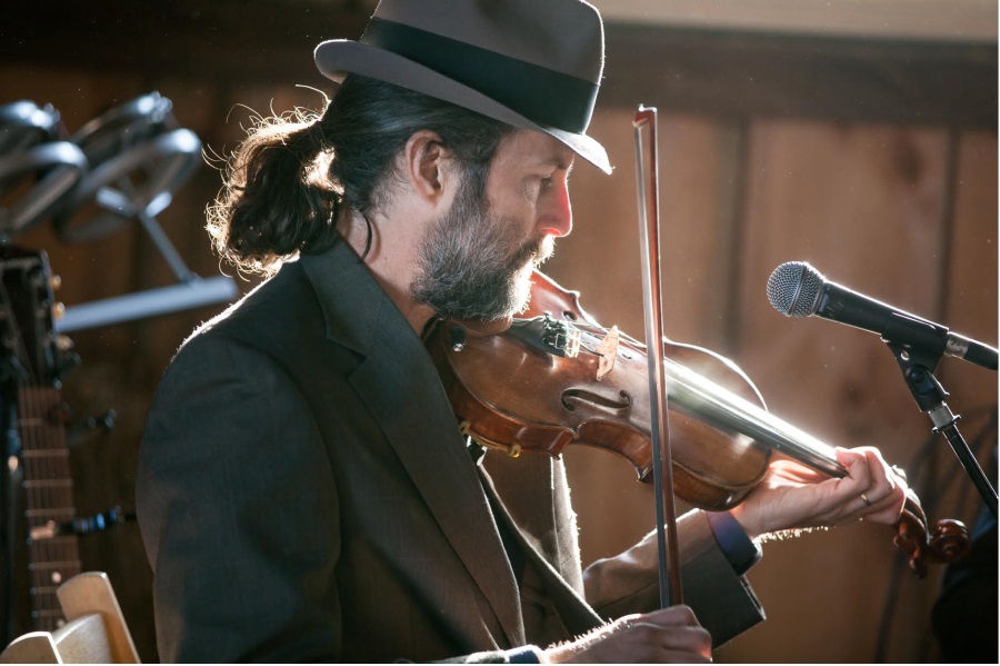 Steve Selin and his fiddle!