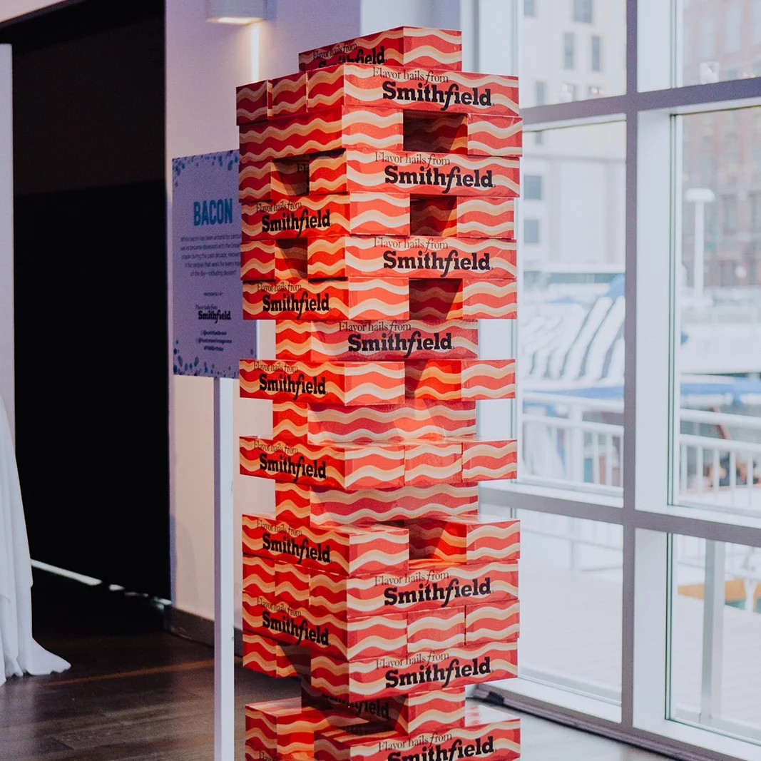 Food-Network-Magazine_party_new-york_rubik-marketing-smithsfield-jenga.jpg