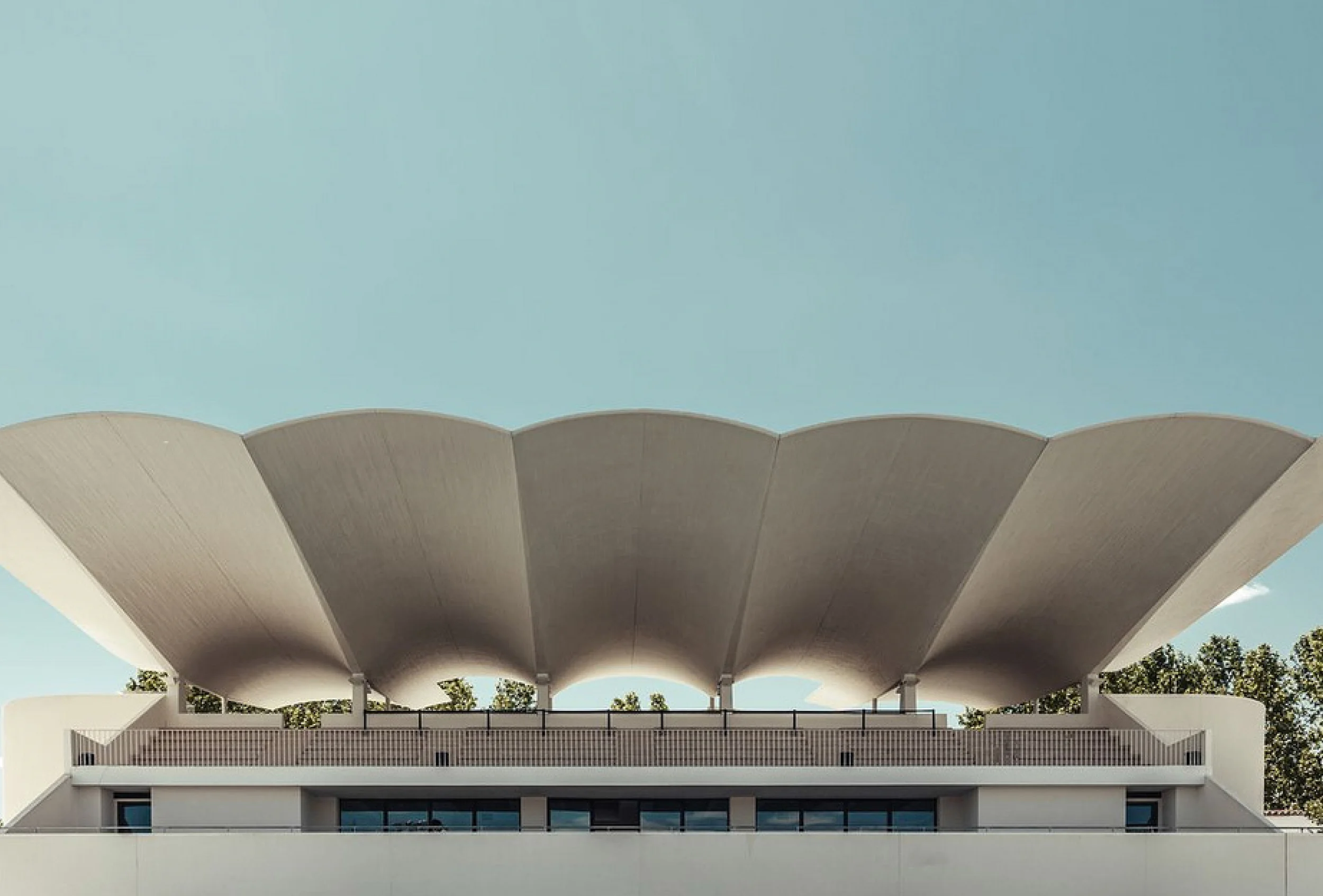 Self-Formation in Architecture