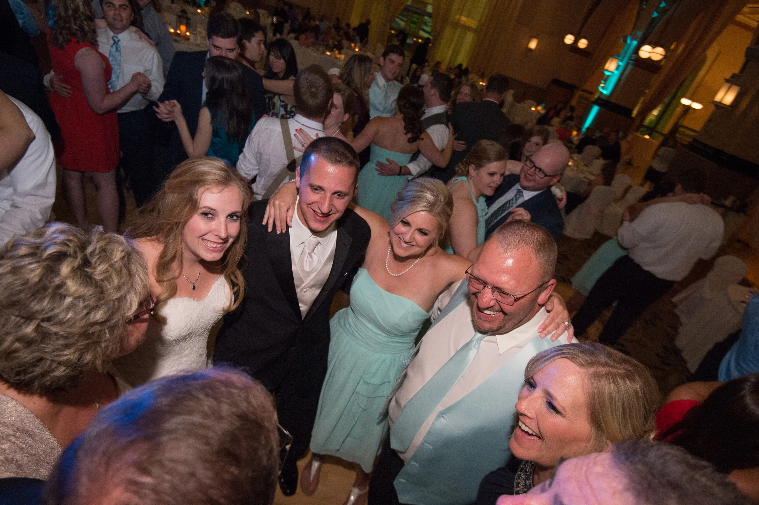 CaitlinZachWeddingFavs-92.jpg