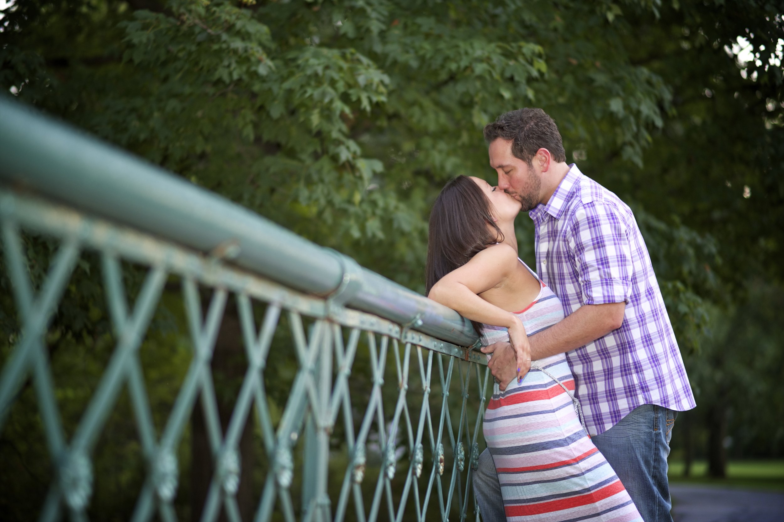 Indianapolis-museum-of-art-engagement-pictures-088.jpg