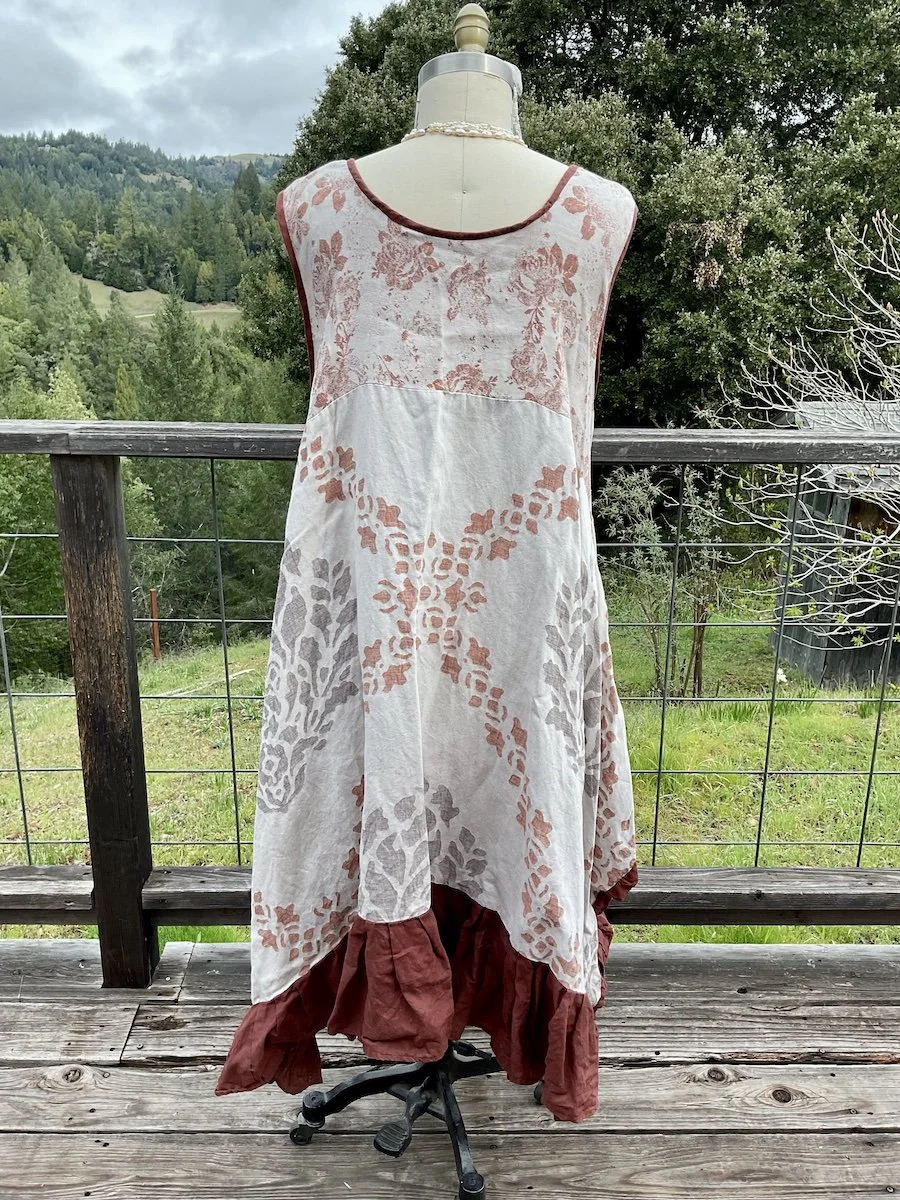 FadedRosesDress02.jpg