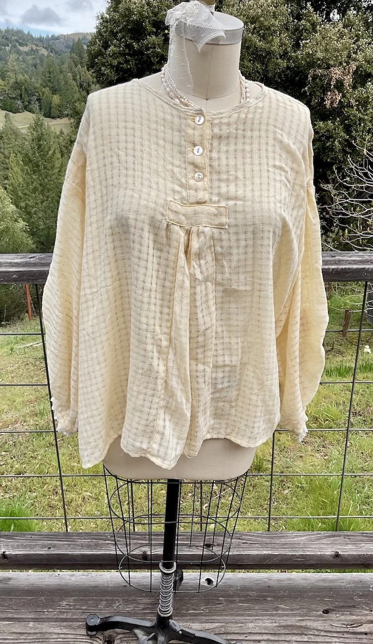 PoetsBlouse01.jpg
