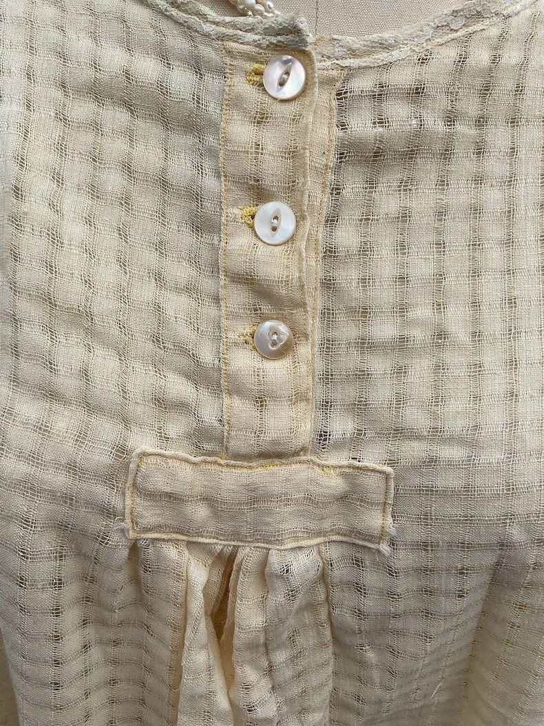 PoetsBlouse04.jpg