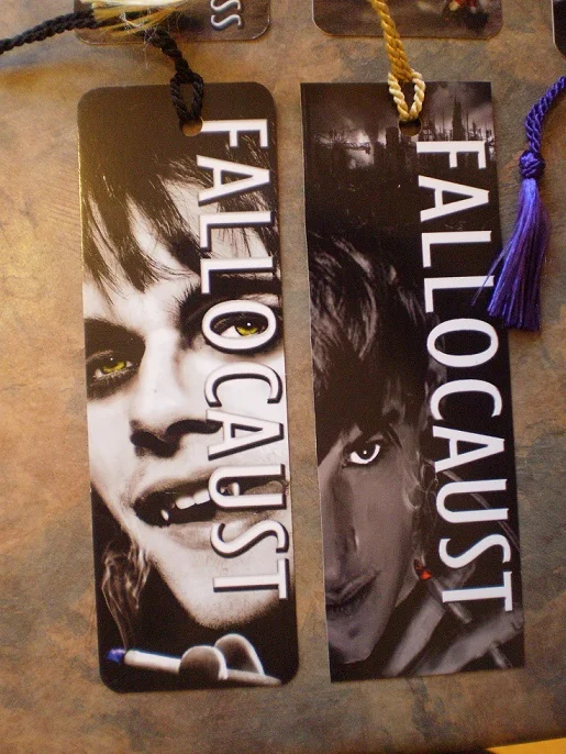 2 Bookmarks.jpg