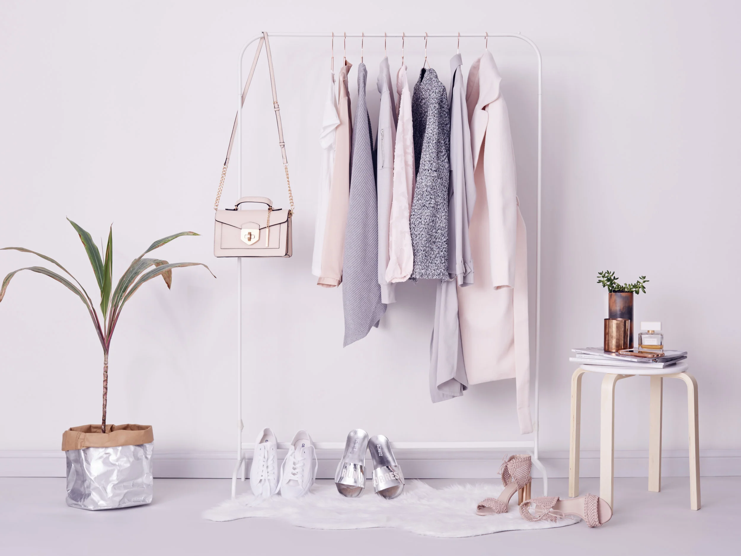 2016 SEP 09 STUDIO 1 SESSION 1_CRM FLATLAYS50569.jpg