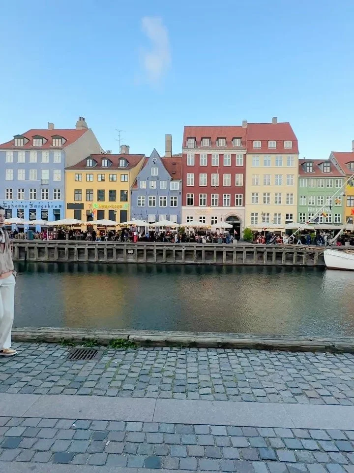 📍Nyhavn, Copenhagen🇩🇰. The happiest city in the world 😃. #copenhagen #nyhavn 

The board game culture is strong in Scandinavia. There are many cafes like this where friends meet up and play board games and video games.  #boardgames #gaming 

Cope