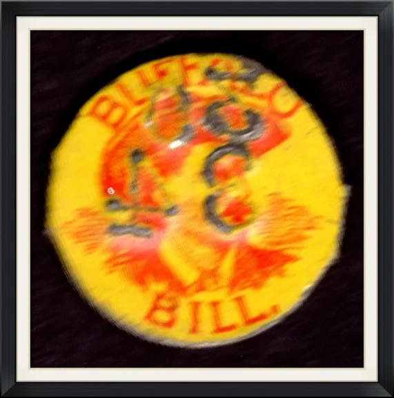 Buffalo Bill - 30 & 34 - Metal, Pinback Button with Folding, Stem Tabs