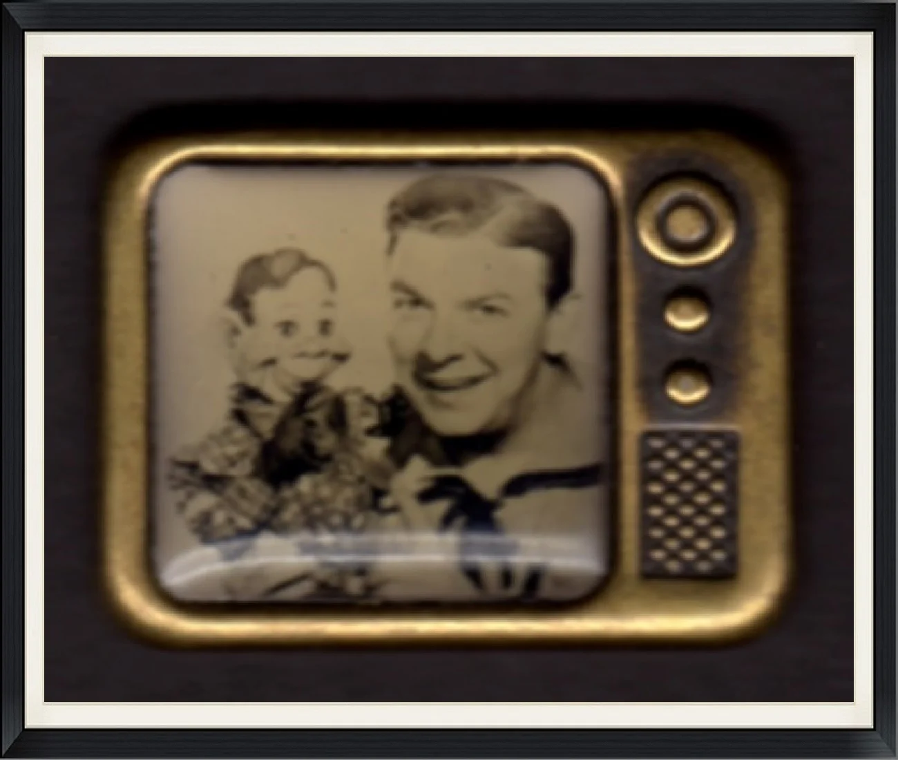 Buffalo Bill Jr. with Howdy Doody - TV Set Frame - Metal, Lapel Pin