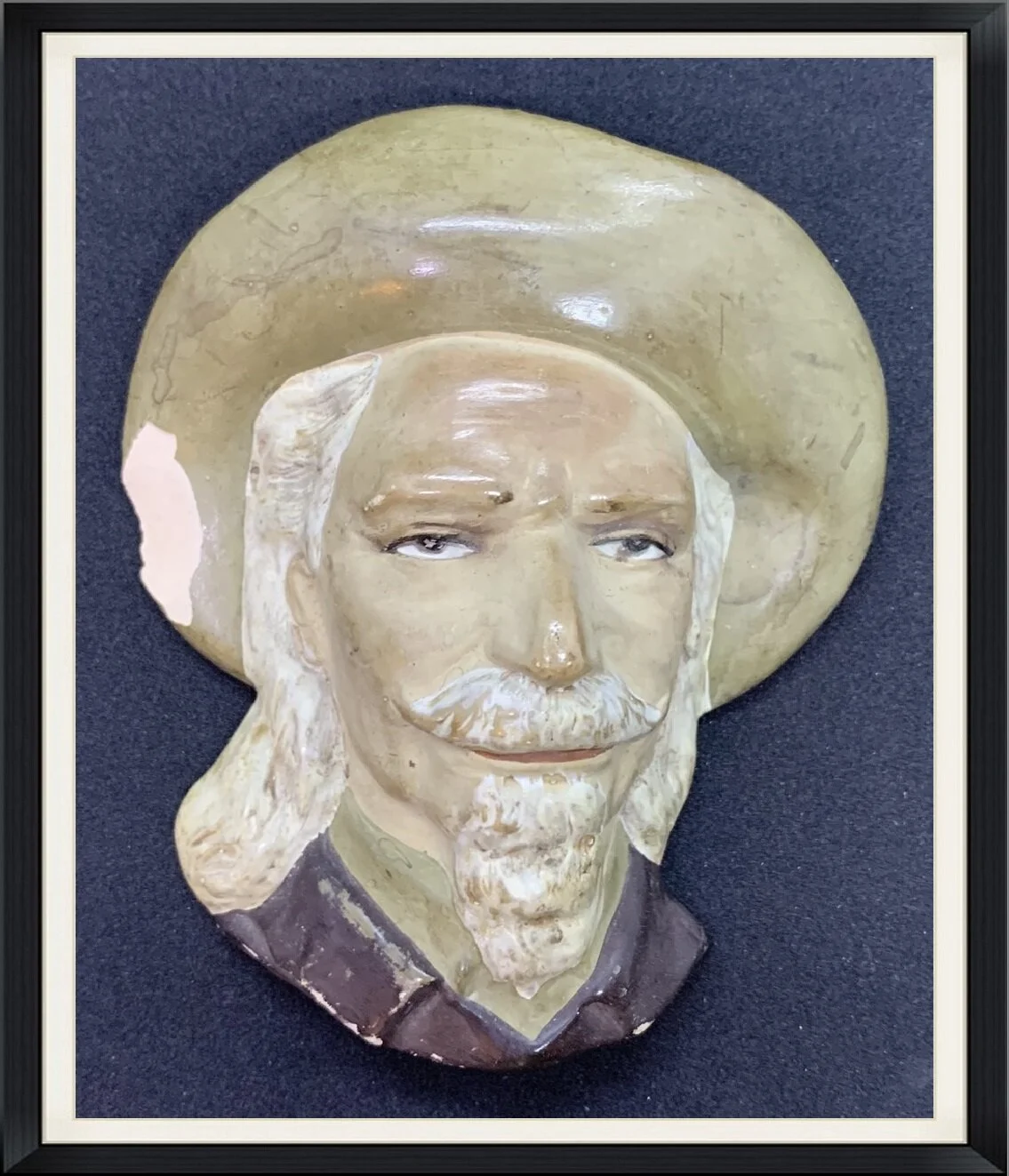 Porcelain, Wall/Shelf Mount Buffalo Bill Figurine