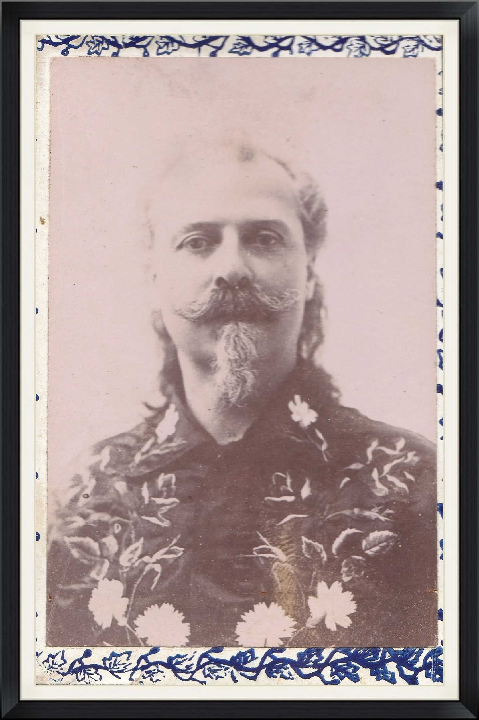 Buffalo Bill Photo on Decorated Card Stock