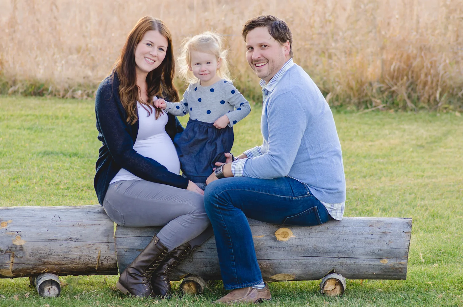 Calgary Family Photographer >> Let There Be Light Photography www.lettherebelightphoto.com