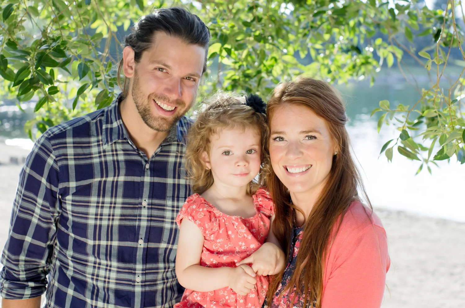 Calgary Family Photographer >> Let There Be Light Photography www.lettherebelightphoto.com