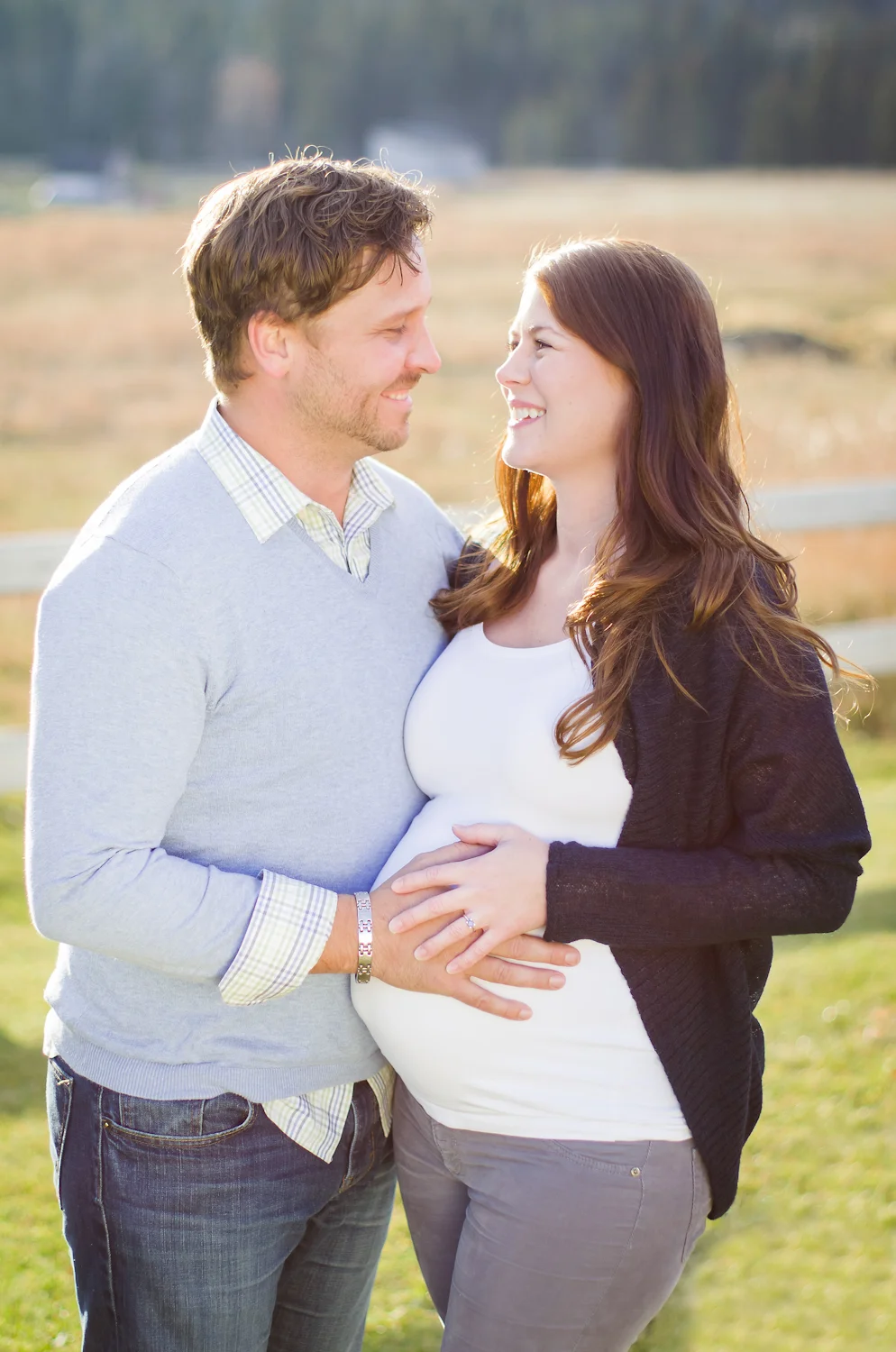 Calgary Family Photographer >> Let There Be Light Photography www.lettherebelightphoto.com