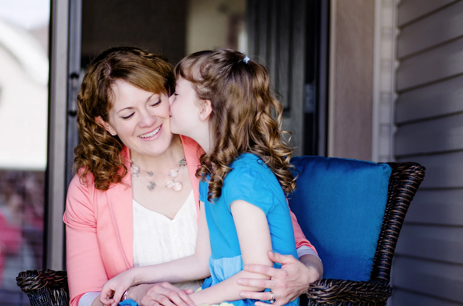 Calgary Family Photographer >> Let There Be Light Photography www.lettherebelightphoto.com