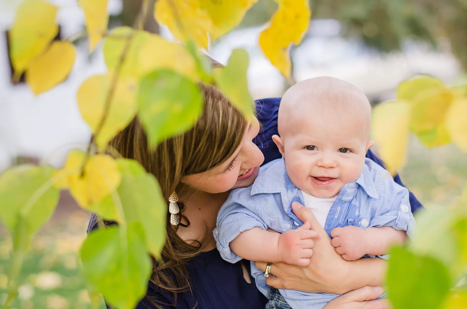 Calgary Family Photographer >> Let There Be Light Photography www.lettherebelightphoto.com