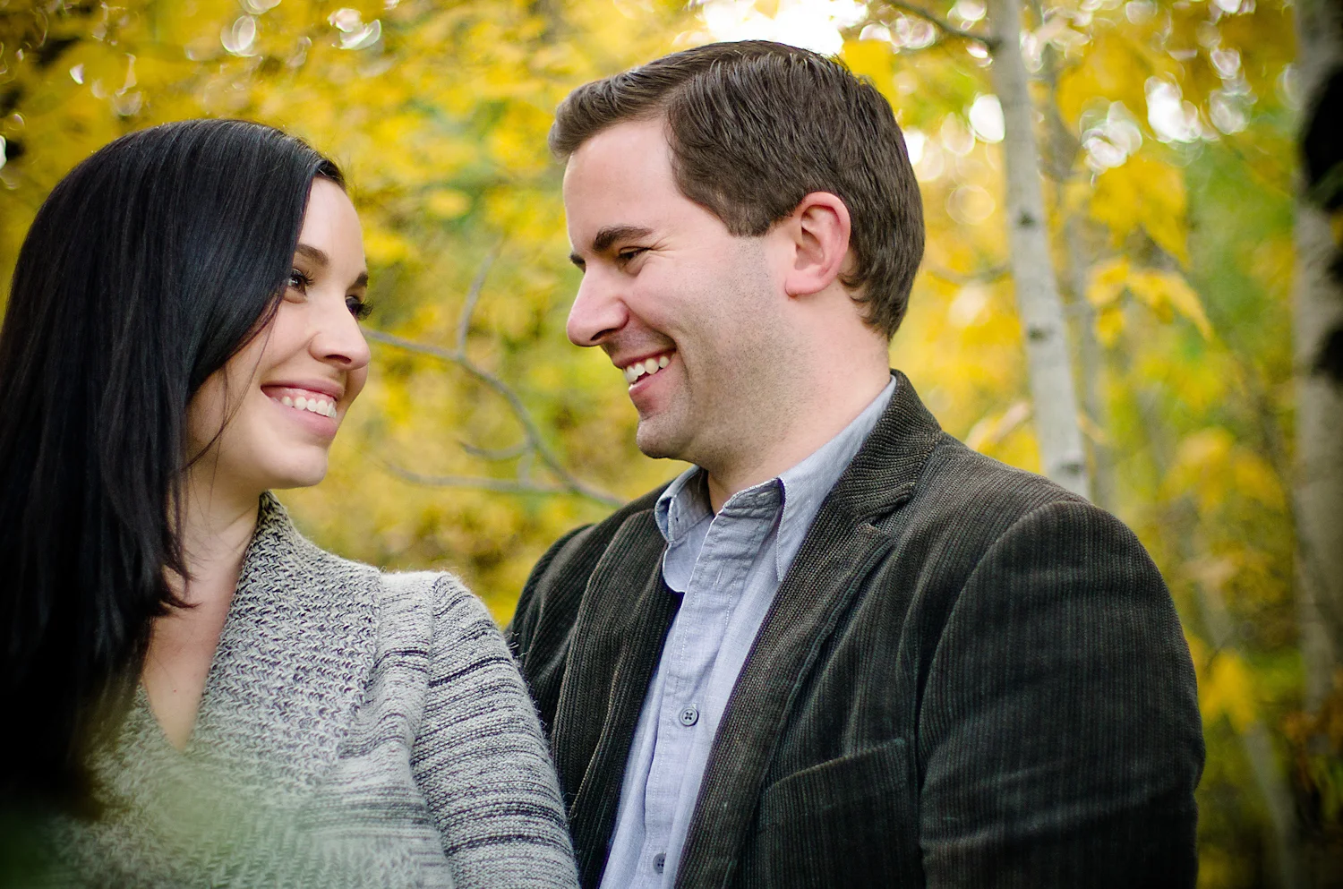 Calgary Engagement Photographer >> Let There Be Light Photography www.lettherebelightphoto.com